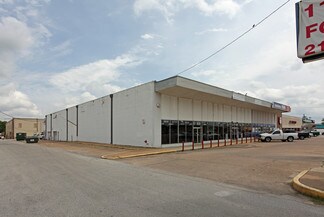 Plus de détails pour 302-306 E Main St, Grand Prairie, TX - Coworking à louer