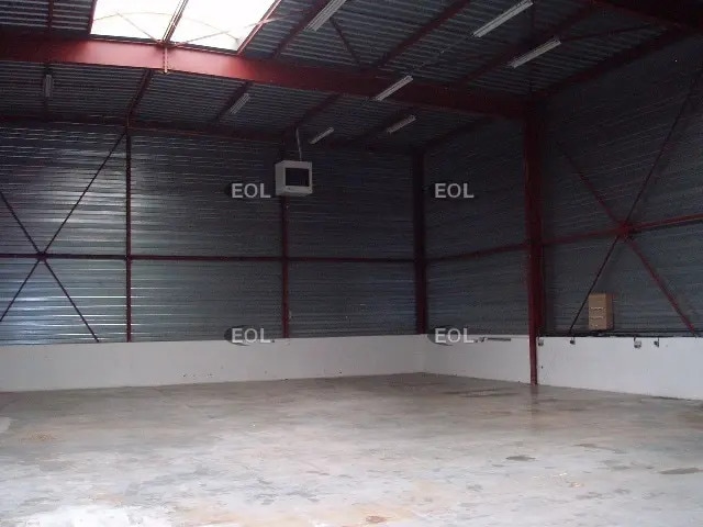 Local d’activités dans Méry-sur-Oise à louer - Photo intérieure – Image 2 sur 4