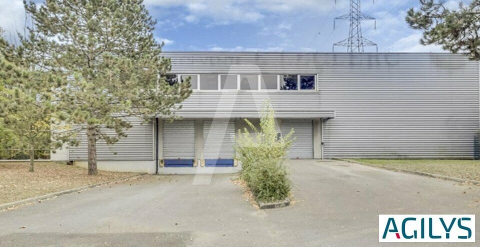 12 Rue Du Plessis Briard, Évry-Courcouronnes à louer - Photo de l’immeuble – Image 2 sur 4