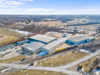 Plus de détails pour 908-918 E Franklin St, Hartford City, IN - Industriel/Logistique à louer