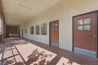 44725 10th St W, Lancaster, CA à vendre Photo intérieure– Image 2 sur 26