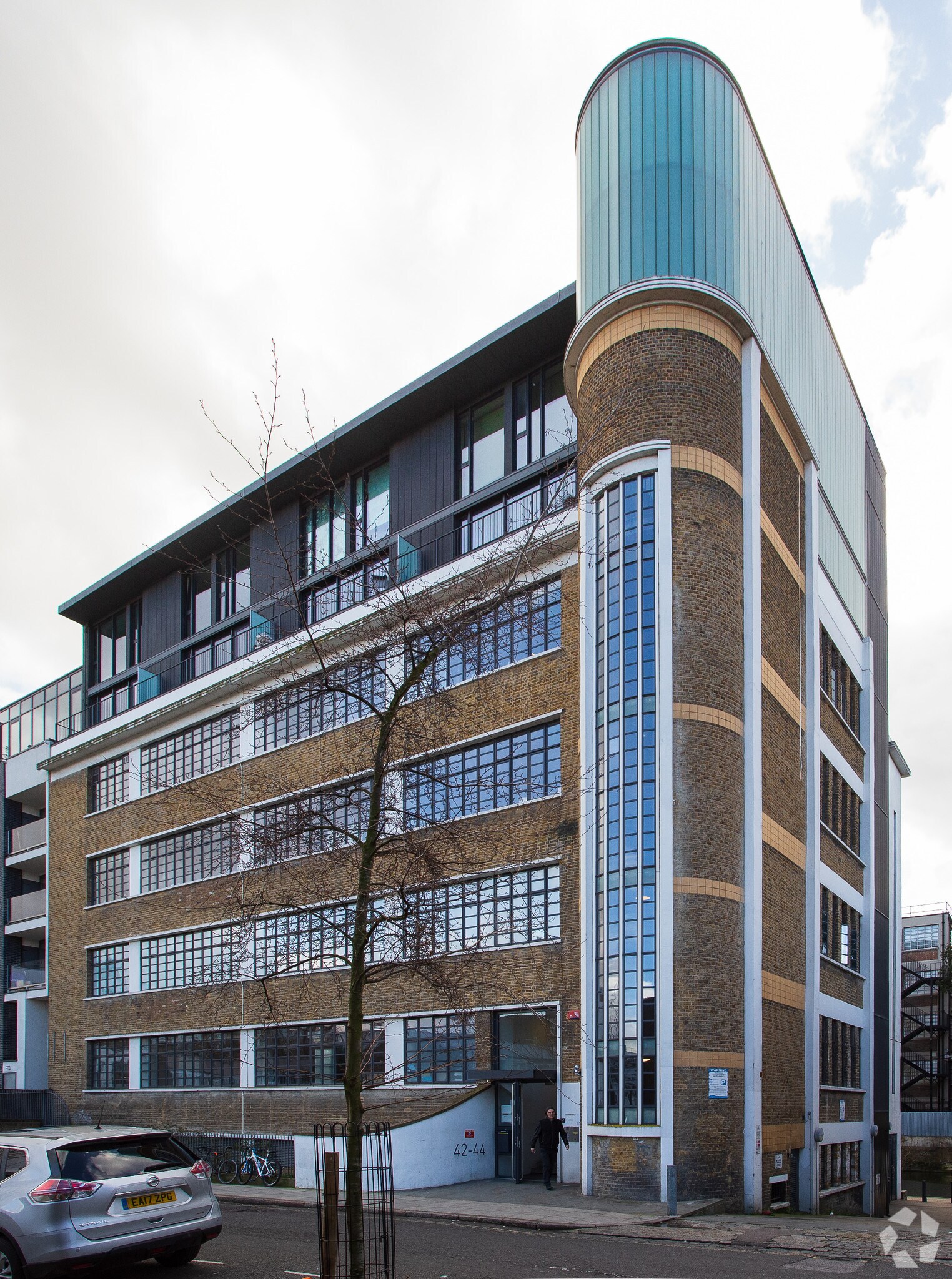 42-44 De Beauvoir Cres, Londres à vendre Photo principale– Image 1 sur 11