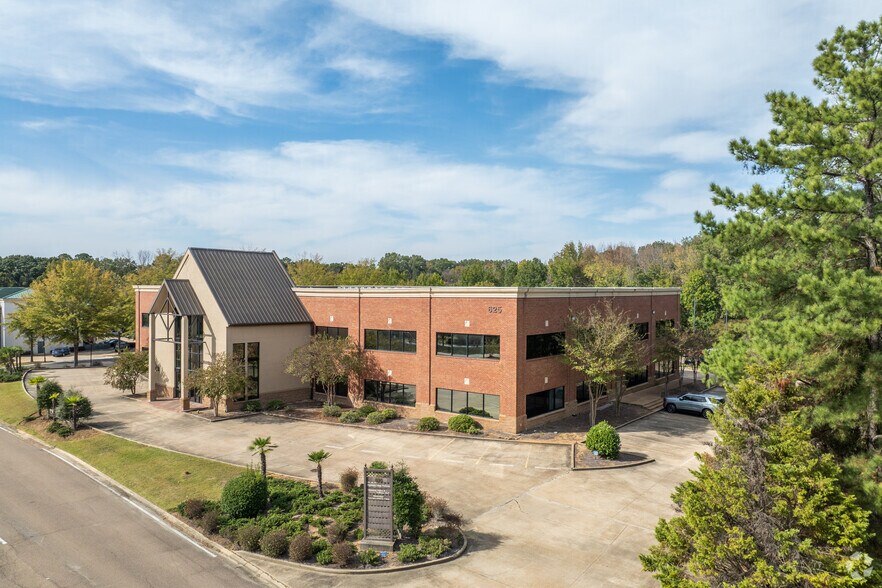 625 Highland Colony Pky, Ridgeland, MS à louer - Photo principale – Image 1 sur 16