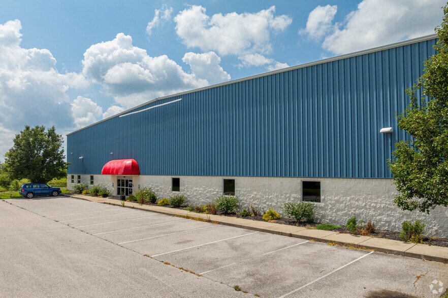 125 Brazos Dr, Danville, IN à louer - Photo de l’immeuble – Image 1 sur 20
