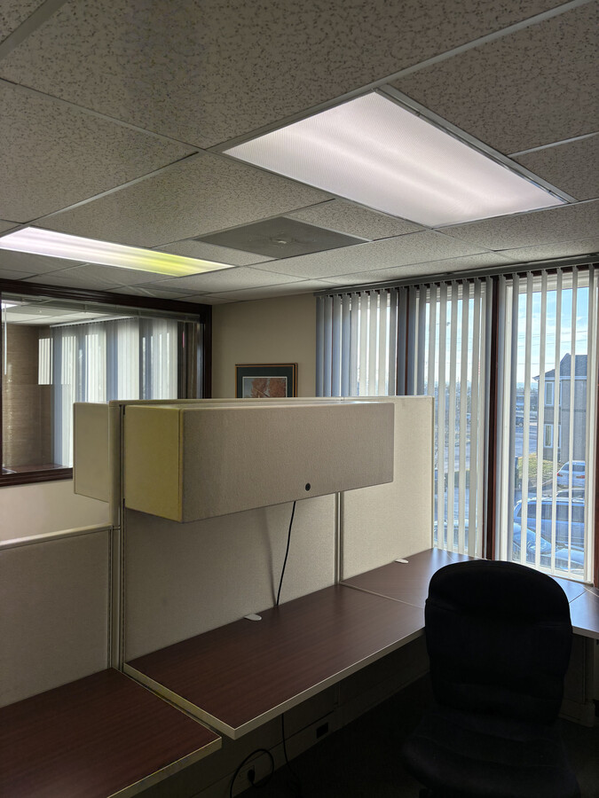 5520 Telegraph Rd, Saint Louis, MO 63129 - Lot 204 -  - Photo intérieure - Image 1 of 3