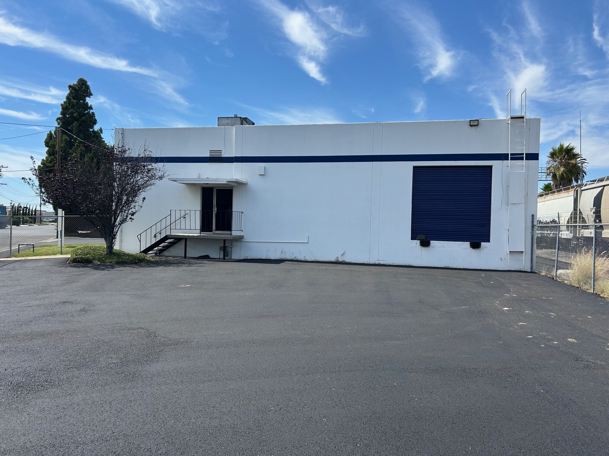 14353 E Gannet St, La Mirada, CA à vendre Photo de l’immeuble– Image 1 sur 7
