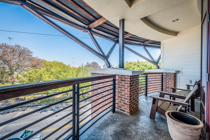 525 E Bay St, Charleston, SC à louer - Photo de l’immeuble – Image 3 sur 8