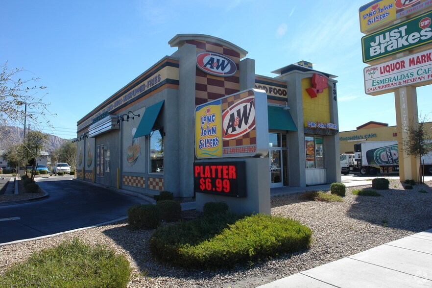 734 N Nellis Blvd, Las Vegas, NV à vendre - Photo principale – Image 1 sur 4