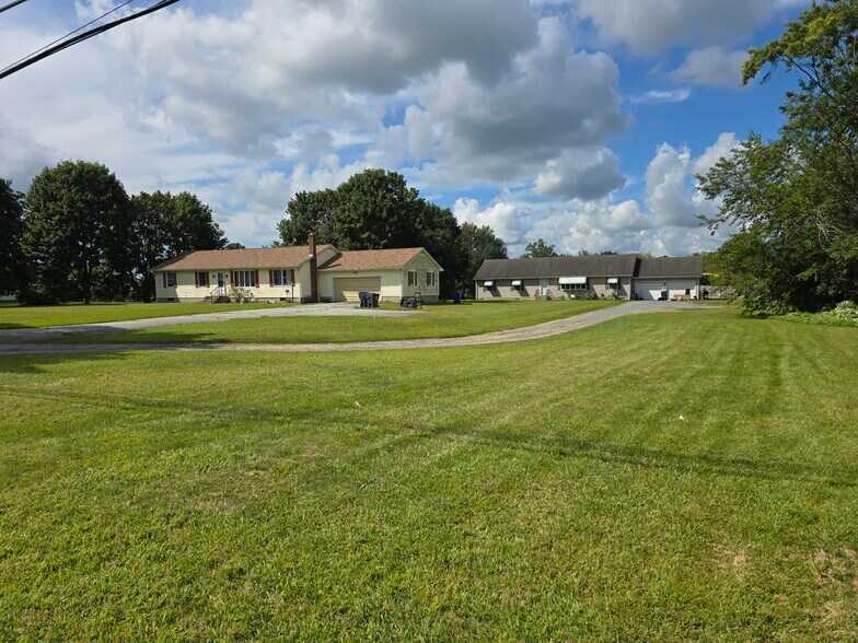 1170 S Dupont Blvd, Smyrna, DE à vendre - Photo de l’immeuble – Image 1 sur 2