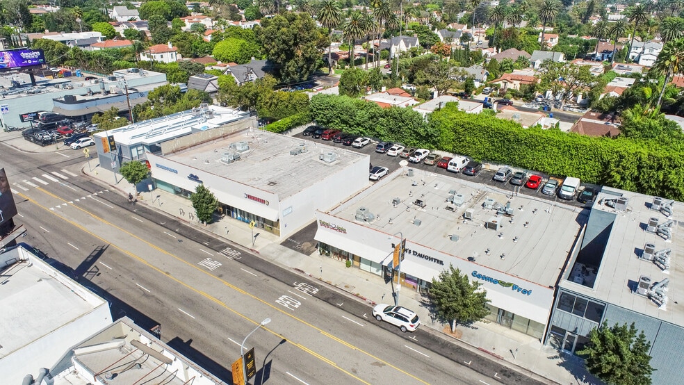 2306-2328 Westwood Blvd, Los Angeles, CA à louer - Photo de l’immeuble – Image 2 sur 11