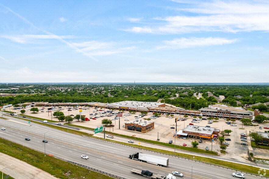 2430 E Interstate 35 S, Denton, TX à louer - Aérien – Image 2 sur 7