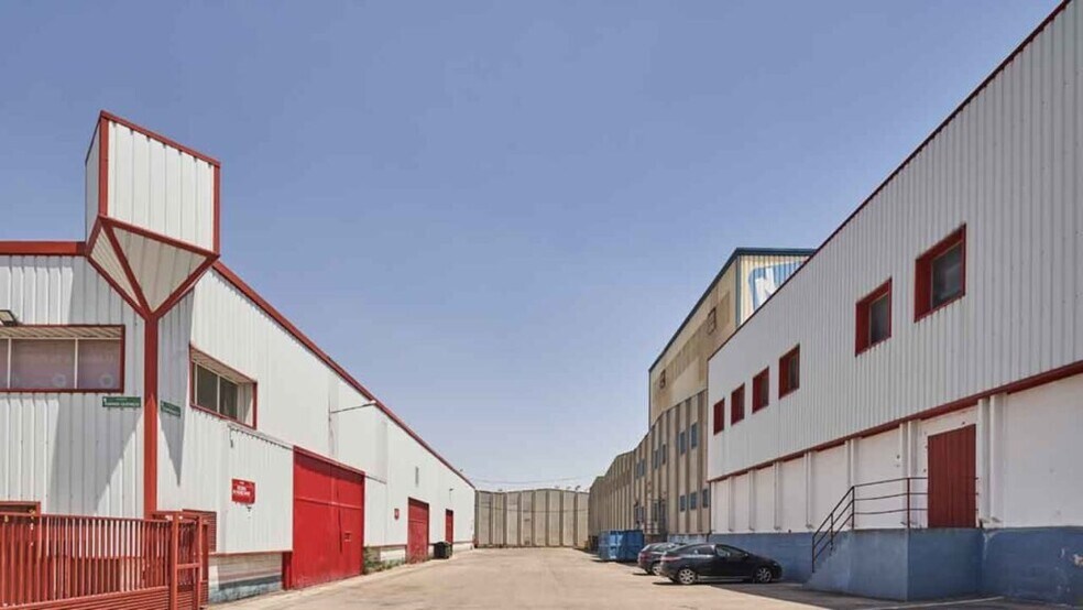 Calle de las Torres Quevedo, 18, Coslada, Madrid à louer - Photo de l’immeuble – Image 2 sur 4