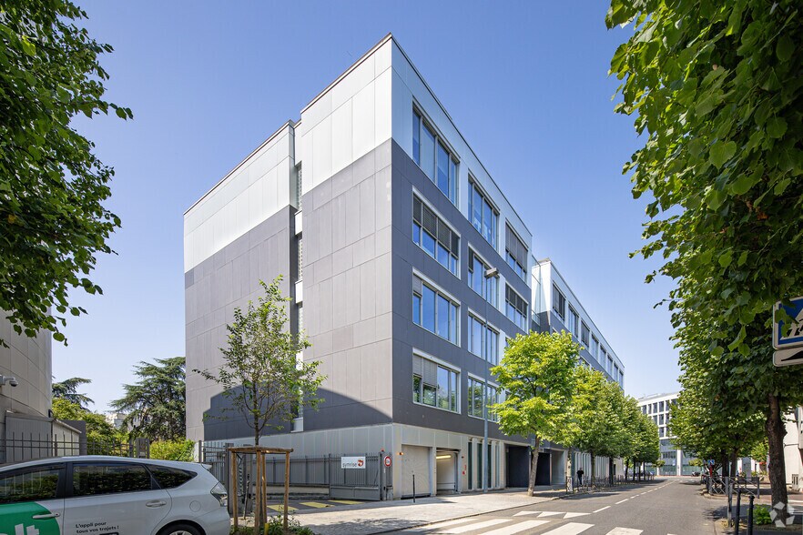Bureau dans Clichy à louer - Photo de l’immeuble – Image 2 sur 2