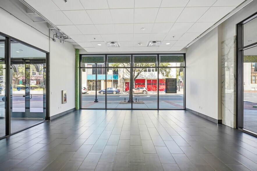 40 E Adams St, Jacksonville, FL à louer - Photo intérieure – Image 3 sur 13