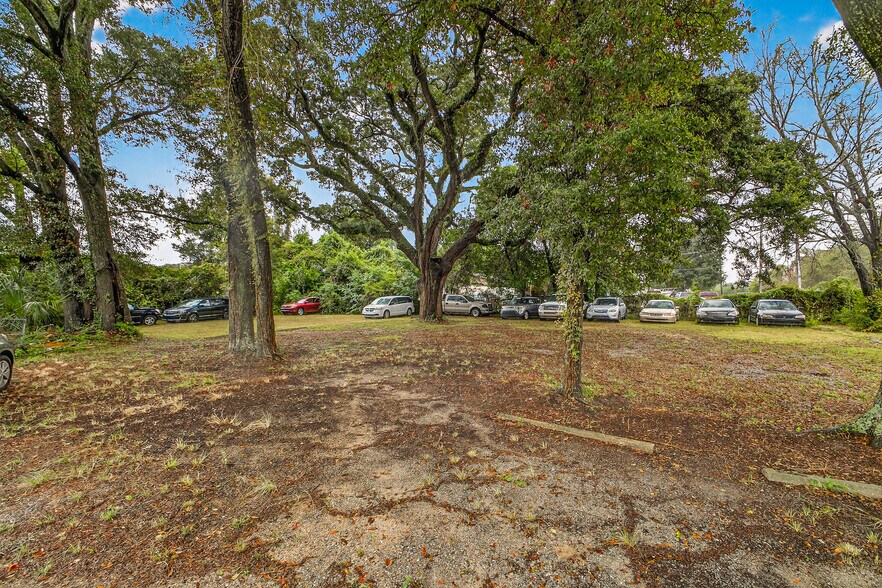 1500 N Pace Blvd, Pensacola, FL à vendre - Photo de l’immeuble – Image 3 sur 60