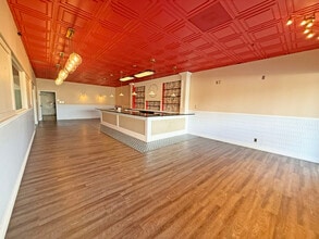 8499 Old Redwood Hwy, Windsor, CA à louer Photo intérieure– Image 1 sur 3