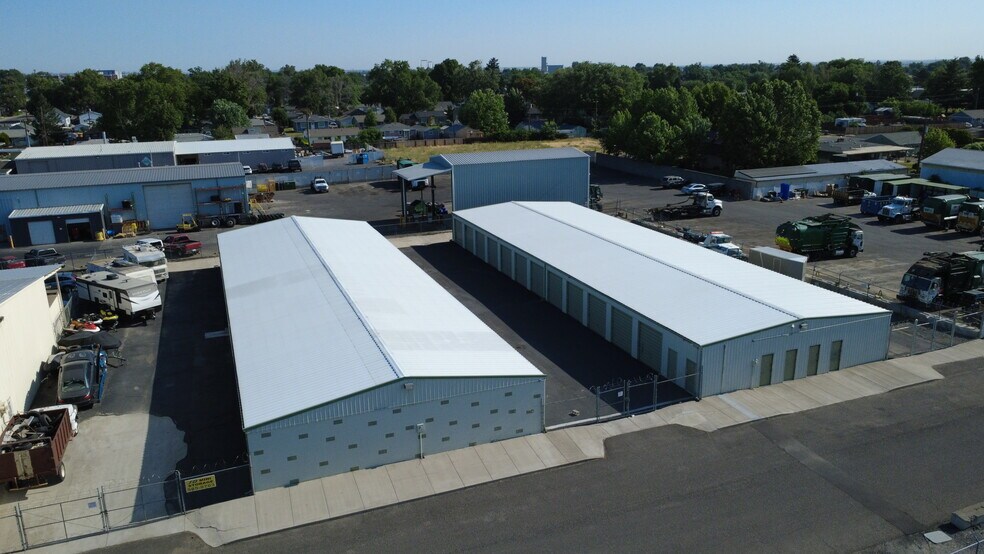 1619 S Washington St, Kennewick, WA à vendre - Photo de l’immeuble – Image 1 sur 5