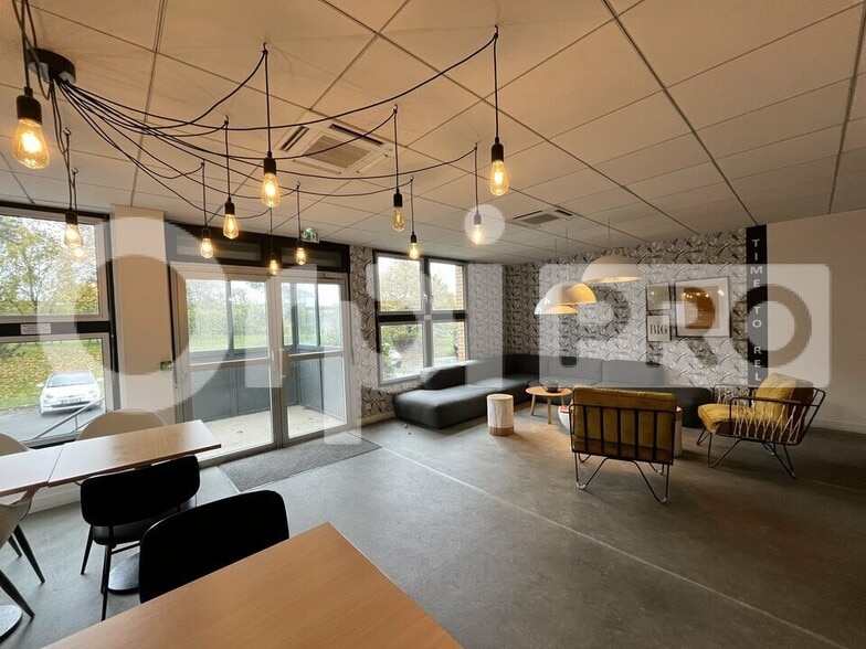 Bureau dans Torcy à vendre - Photo intérieure – Image 2 sur 12