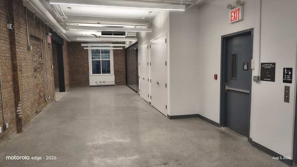 6-8 W 28th St, New York, NY à louer - Photo de l’immeuble – Image 3 sur 11