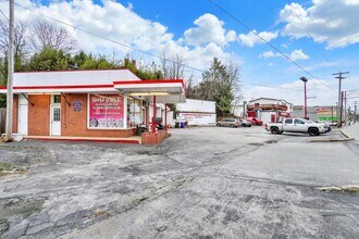 326 Richland Ave, York, PA à louer Photo intérieure– Image 2 sur 5