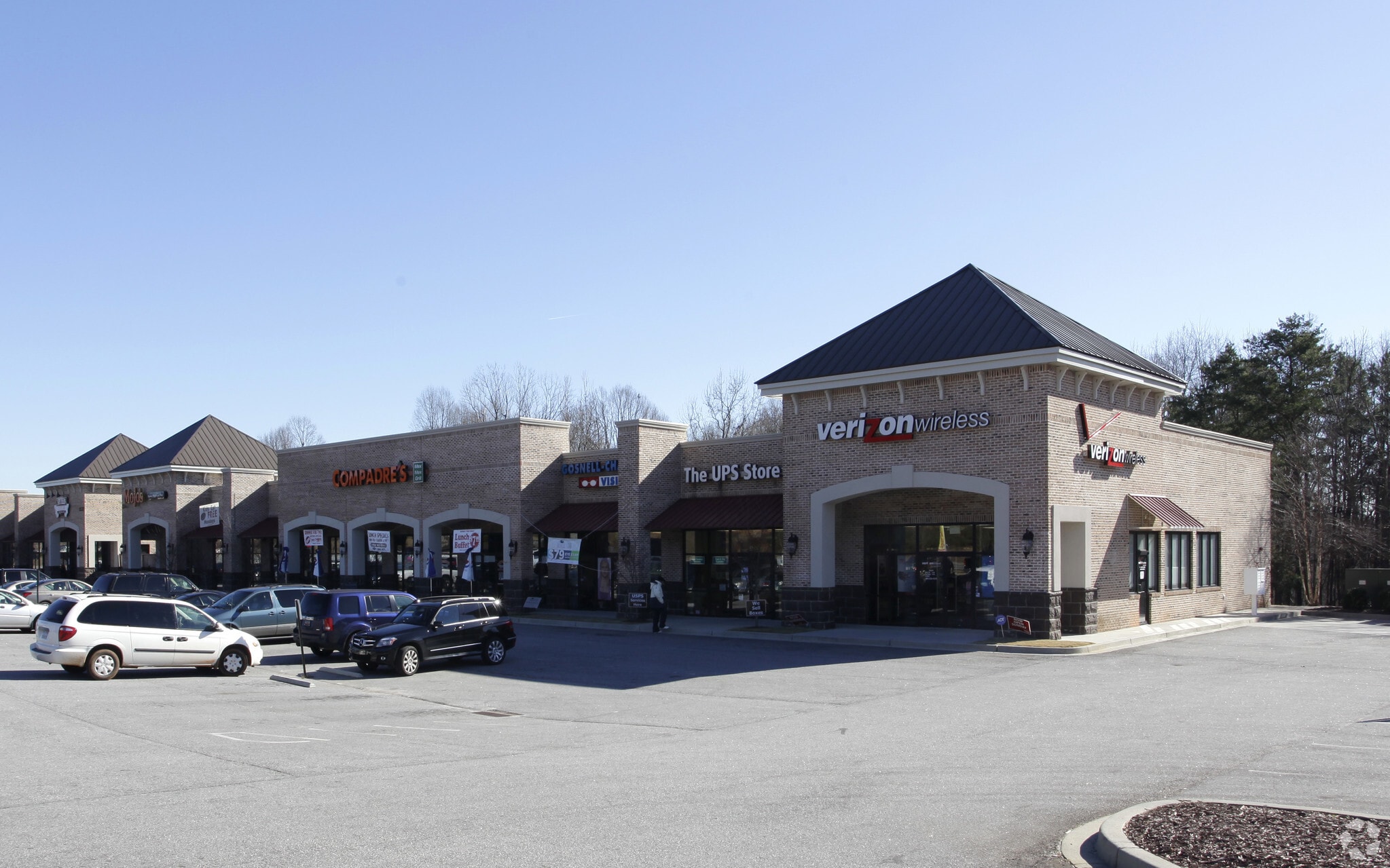 2541 N Pleasantburg Dr, Greenville, SC à louer Photo principale– Image 1 sur 4