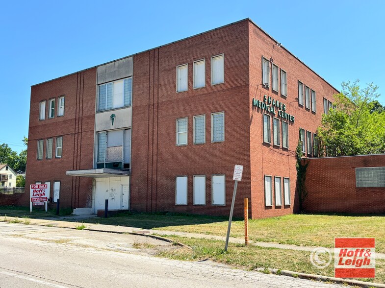 11710 Shaker Blvd, Cleveland, OH à vendre - Photo de l’immeuble – Image 2 sur 10