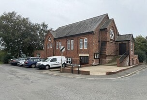 Holmes Methodist Chapel - Immobilier d'entreprise