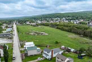 Plus de détails pour 403 W 3rd St, Derry, PA - Local d'activités à louer