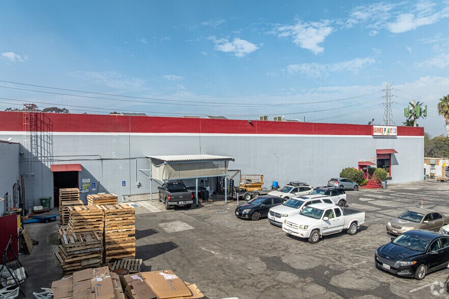 18903 Anelo Ave, Carson, CA à louer - Photo de l’immeuble – Image 3 sur 21