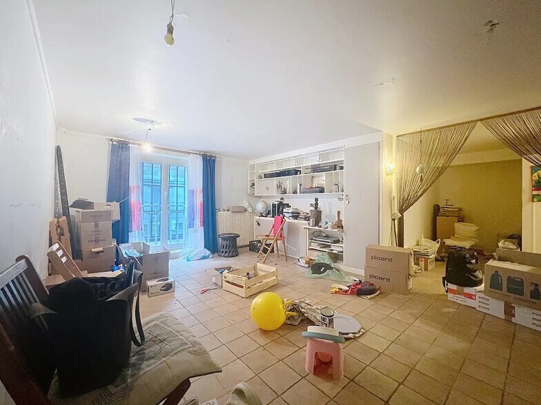 61 Rue De Lancry, Paris à vendre - Photo de l’immeuble – Image 3 sur 7