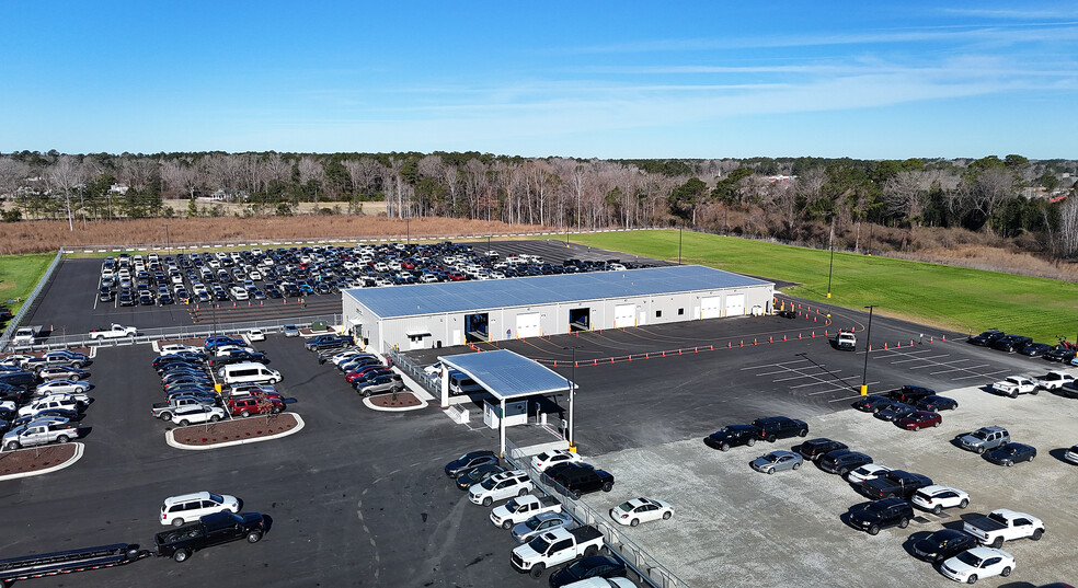 169 Auction Dr, Rocky Point, NC à vendre - Photo de l’immeuble – Image 1 sur 7
