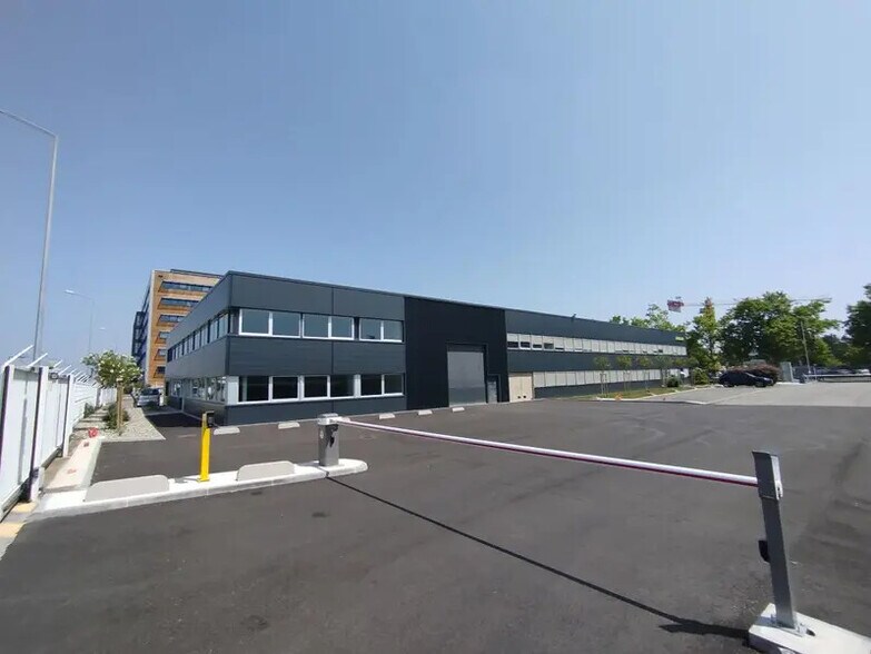 7 Avenue Didier Daurat, Blagnac à louer - Photo de l’immeuble – Image 1 sur 15