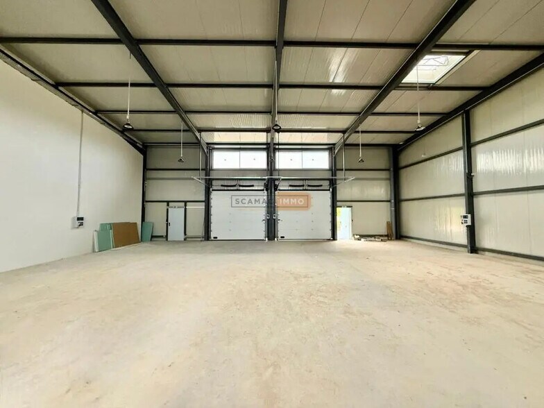 Industriel/Logistique dans Les Arcs à vendre - Photo de l’immeuble – Image 3 sur 4
