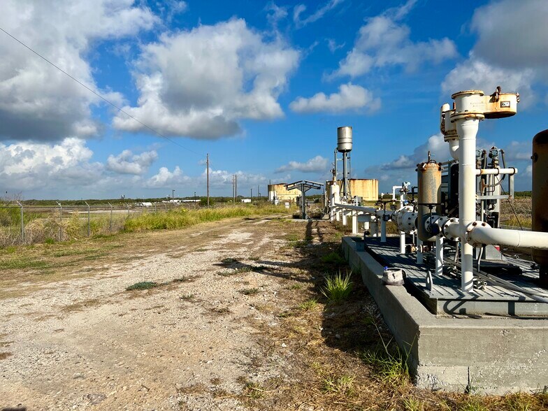 1603 N State Highway 35, Aransas Pass, TX à vendre - Photo de l’immeuble – Image 3 sur 34