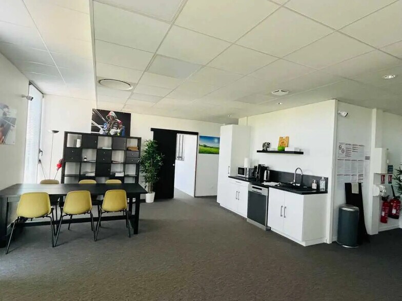 Bureau dans Saint Nazaire à louer - Photo de l’immeuble – Image 3 sur 7
