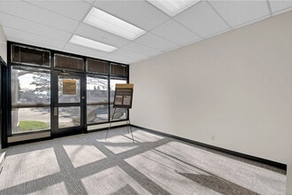 4002-4014 148th Ave NE, Redmond, WA à louer Photo intérieure– Image 2 sur 17