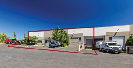 19850-19990 SW 112th Ave, Tualatin, OR à louer Photo de l’immeuble– Image 2 sur 27