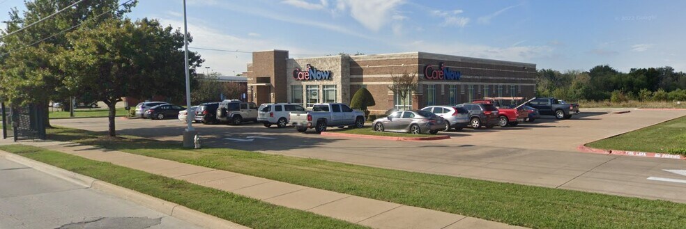 7400 McCart Ave, Fort Worth, TX à vendre - Photo de l’immeuble – Image 2 sur 5