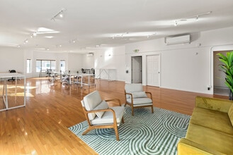 3252 19th St, San Francisco, CA à louer Photo intérieure– Image 2 sur 15