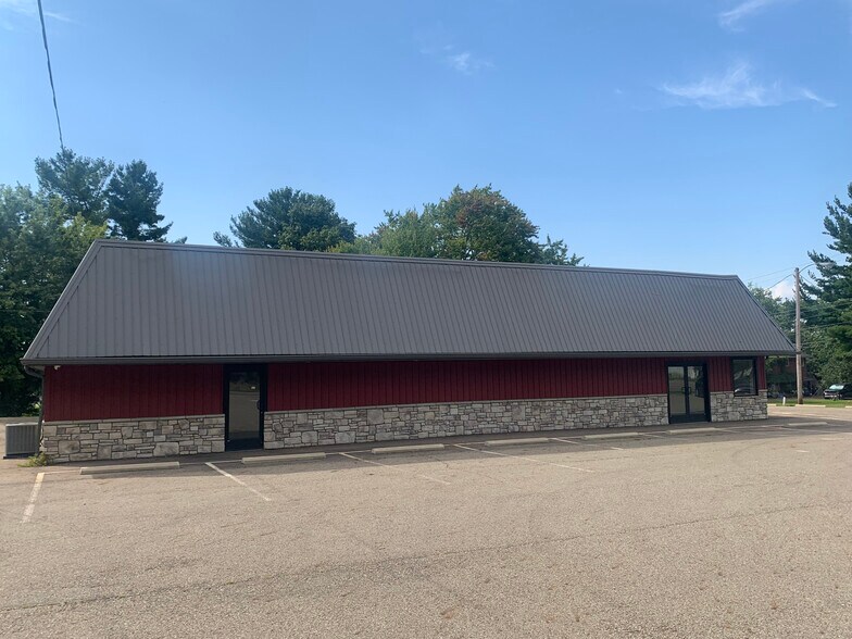 4291 Manchester Ave NW, North Lawrence, OH à vendre - Photo de l’immeuble – Image 2 sur 58