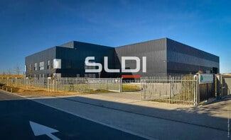 Plus de détails pour Local d'activités à louer