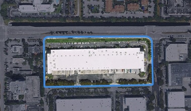 8400 NW 25th St, Doral, FL à louer Aérien– Image 2 sur 4