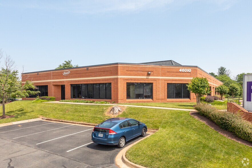 46010 Manekin Plz, Dulles Town Center, VA à louer - Photo de l’immeuble – Image 1 sur 3