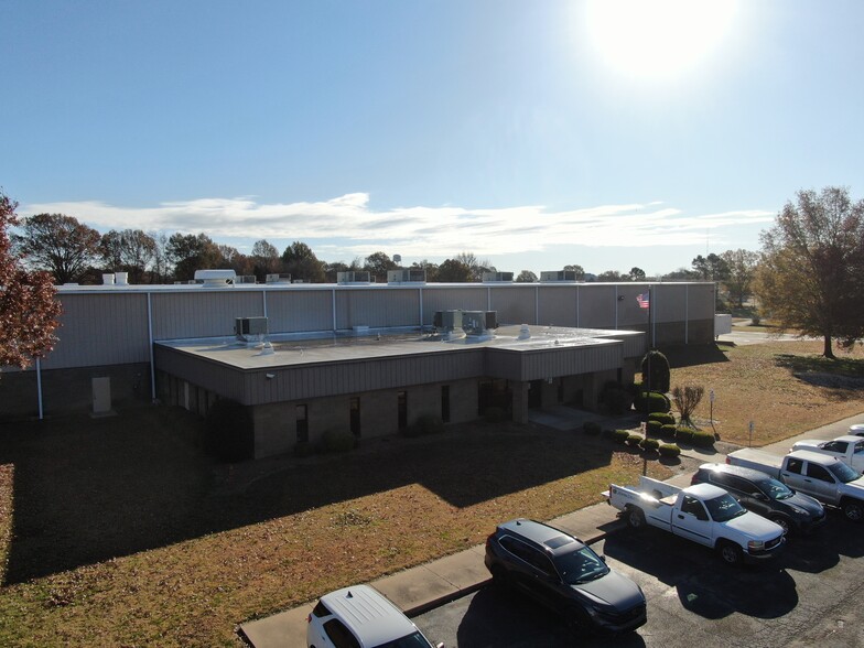 974 W Main St, Alamo, TN à vendre - Photo de l’immeuble – Image 2 sur 12