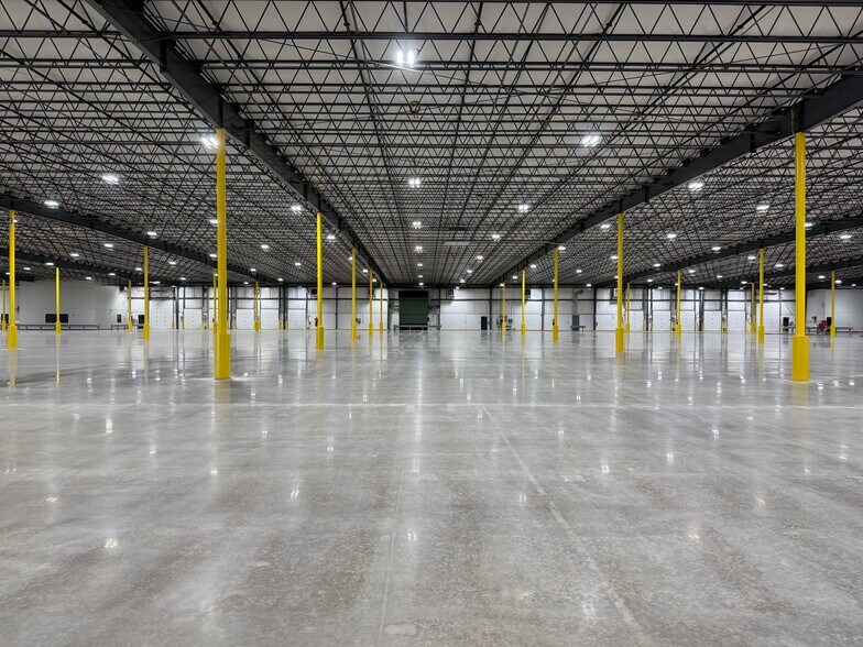 1410-1440 N Vandemark Rd, Sidney, OH à louer - Photo de l’immeuble – Image 3 sur 12