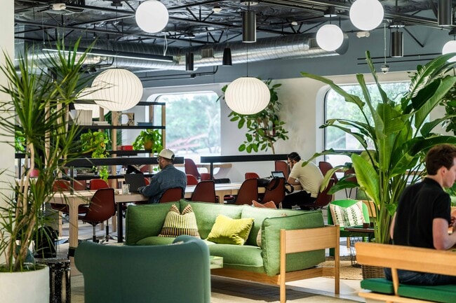 Plus de détails pour 5840 Legacy Cir, Plano, TX - Coworking à louer