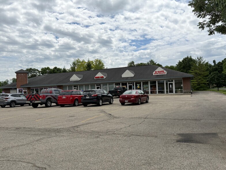 801-809 W Central Ave, Carlisle, OH à louer - Photo de l’immeuble – Image 3 sur 38