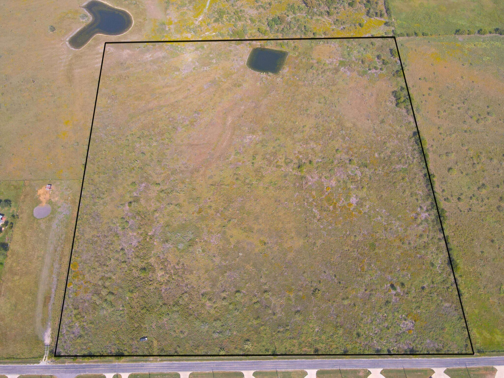 TBD Cotton Gin Rd, Uhland, TX à vendre Photo principale– Image 1 sur 6