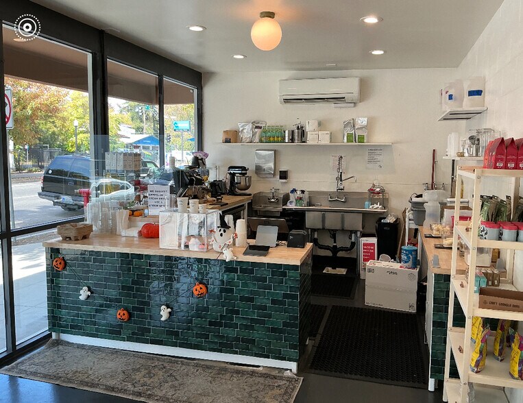 609-611 16th St, Sacramento, CA à louer - Photo de l’immeuble – Image 3 sur 7