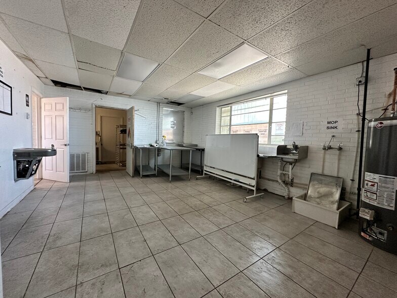 5095 Colorado Blvd, Denver, CO à louer - Photo de l’immeuble – Image 3 sur 12